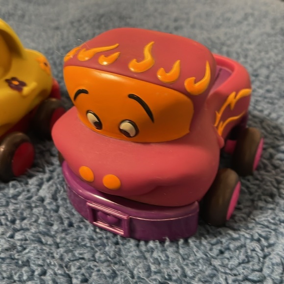 My B Toys by Toysmith Mini Pull-Back Friction Cars - Picture 5 of 6